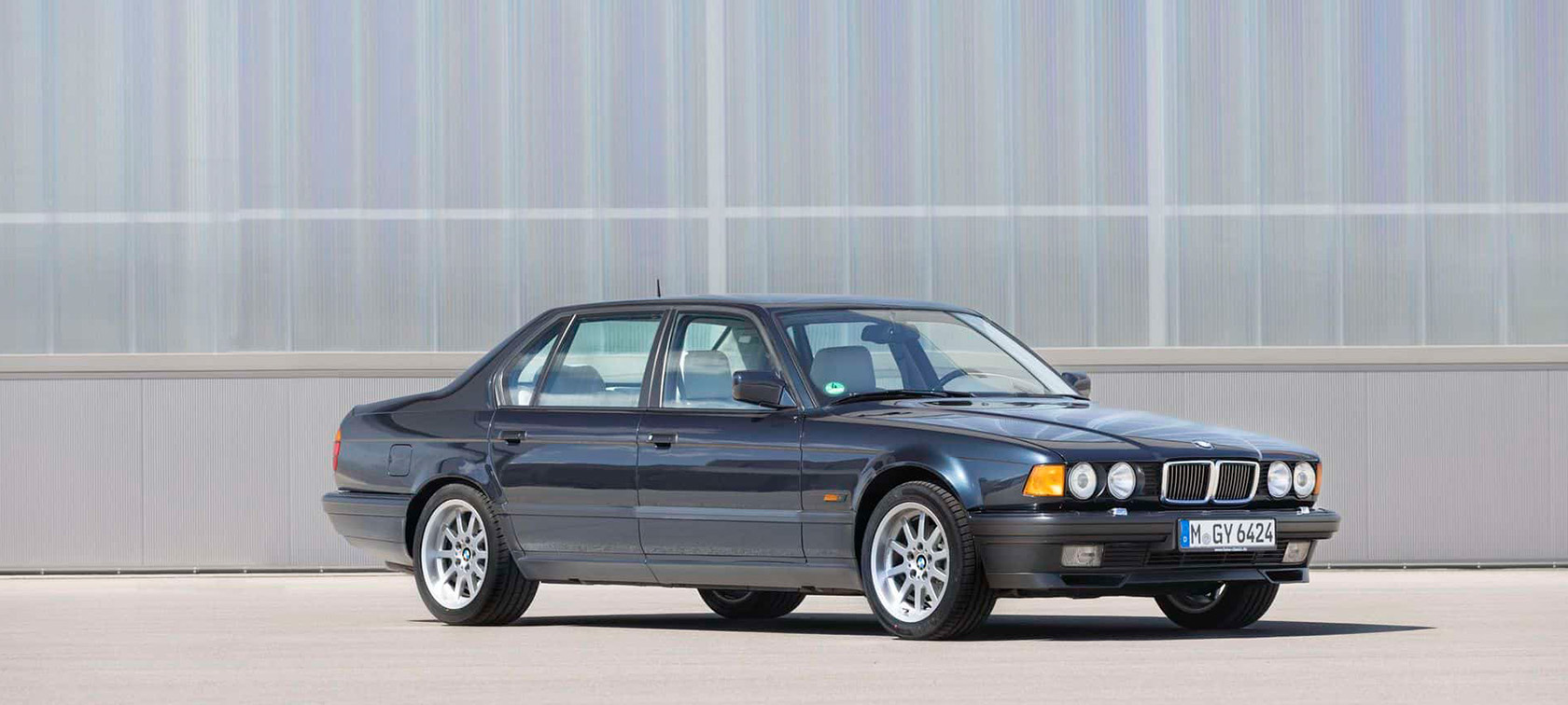 نسل دوم BMW با کد اتاق E32