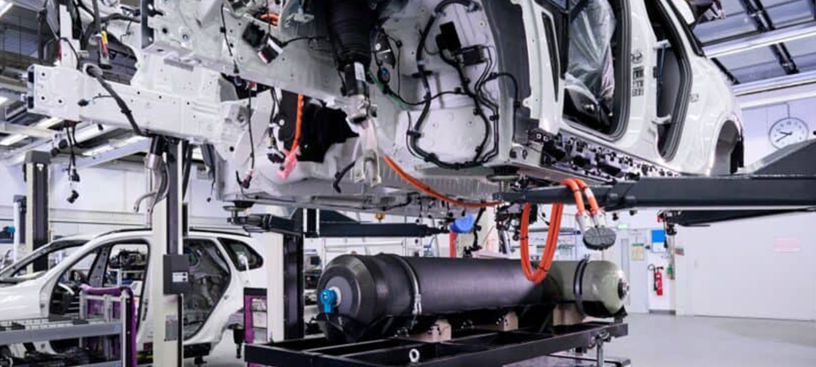 تولید ب ام و iX5 هیدروژنی در آلمان کلید خورد