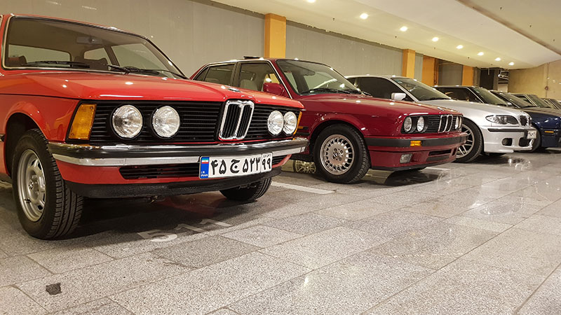 گردهمایی خودروهای کلاسیک BMW و MINI در تهران.